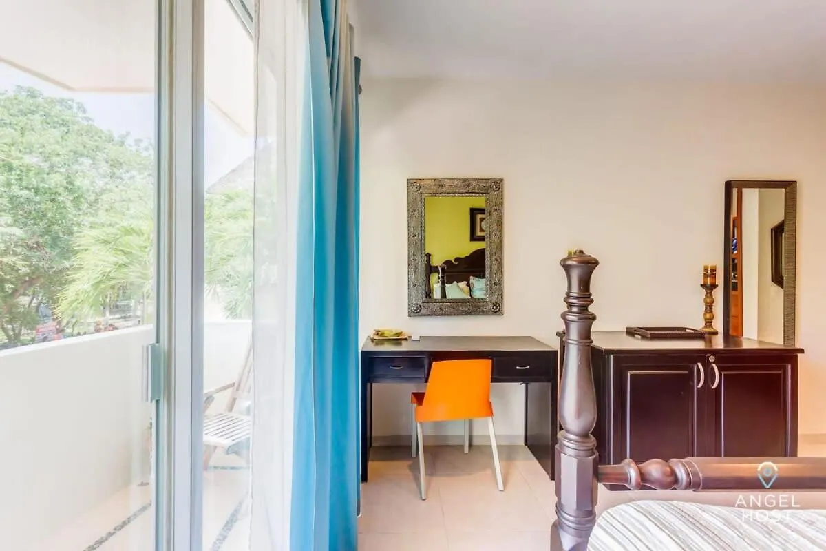 New Tropical Vibe Condo With Roof Pool Beach 3 Blks Playa del Carmen